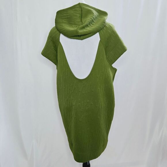 Lizzo + Fabletics = Yitty Open Back Hooded Sweatshirt Dress - Picture 8 of 14